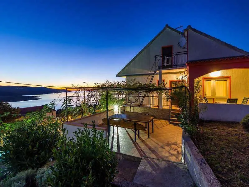 Holiday Home In Jasenice 33303