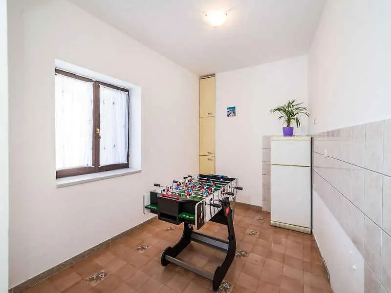 Holiday Home In Jasenice 33303