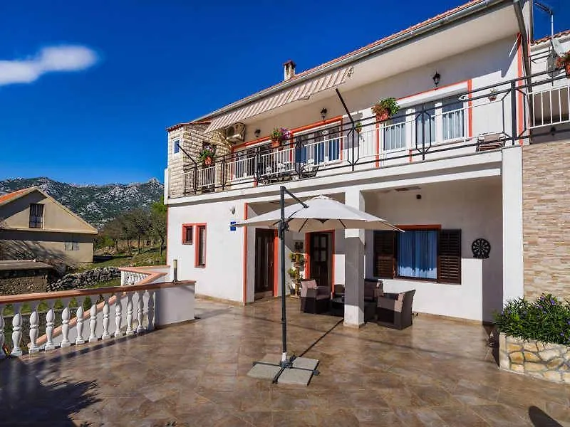 Holiday Home In Jasenice 33303