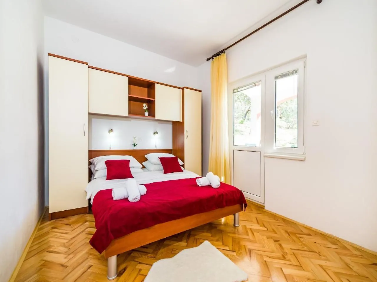 Holiday Home In Jasenice 33303